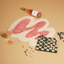 Spilled rosé – rug