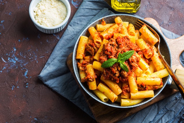 Rigatoni Ragu