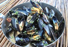 P.E.I Mussels With Cilantro And Ginger